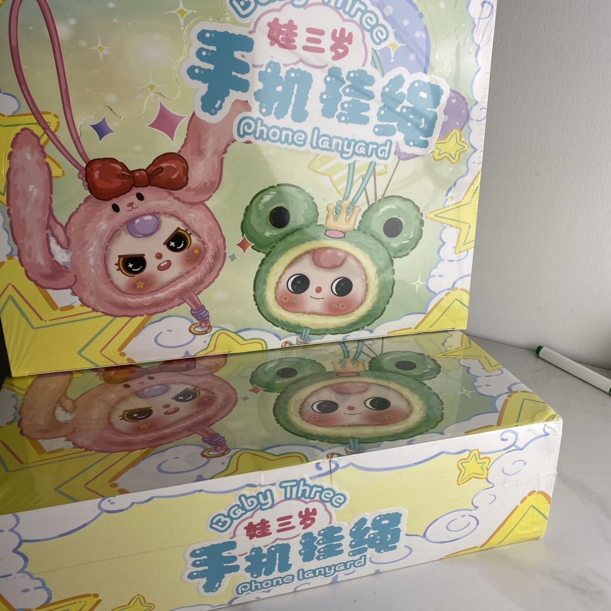 Baby Products In Sale - Kotak Misteri Gantungan Ponsel Baby Three,